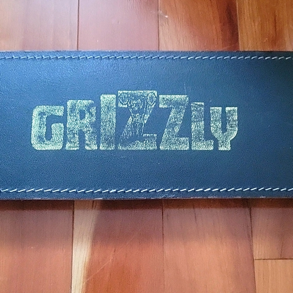 Vintage Grizzly Weightlifting Belt